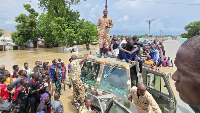 Mutum 30 sun mutu a ambaliyar Maiduguri, an ceto da dama daga saman rufi