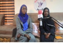 Ina da burin zama Lauya ko Alƙali – Mawaƙiyar Zube Salma (Hotuna) Ina da burin zama Lauya ko Alƙali - Mawaƙiyar Zube Salma