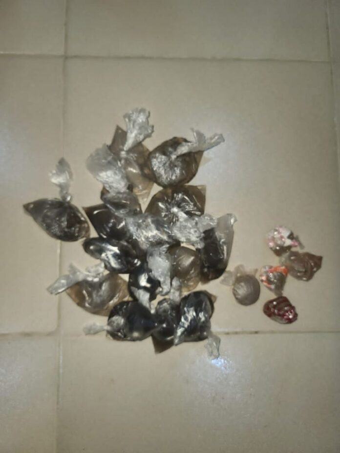 'Yansanda a Kano sun kama mutane 2 kan zargin zuba ruwan rubutu a Rijiya