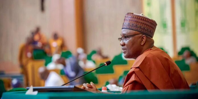 Majalisar wakilai ta dakatar da CBN daga yiwa ma’aikata 1000 ritaya