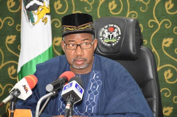 Gwamnatin Bauchi ta ya bai wa ɗalibai 4 da suka yi bajinta a JAMB kyautar ₦4m