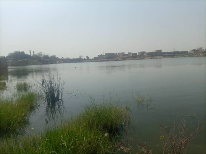 Hukumar kashe gobara a Kano, ta tabbatar da mutuwar wani mutum a yayin ɗebo ruwa a rafi