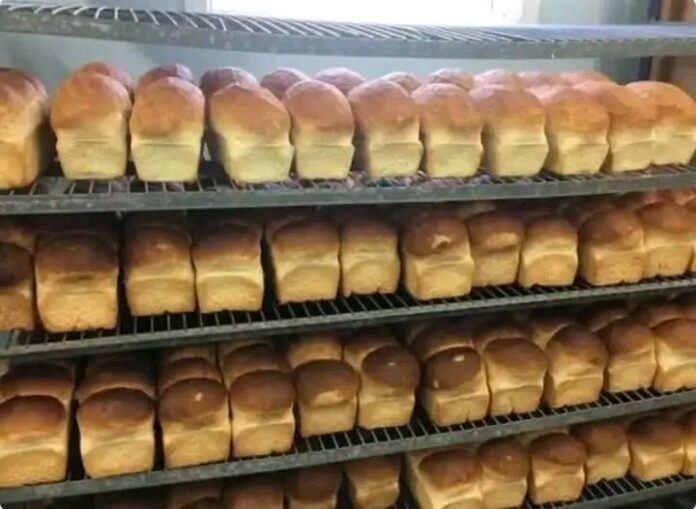 'Yan kasuwa a Kano sun koka kan tsadar Burodi duk da sauƙar farashin fulawa