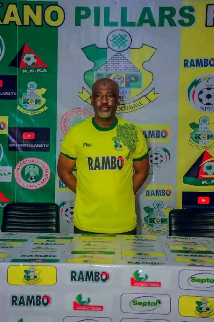 Abin da ya sa aka dakatar da mai horas da ƙungiyar ƙwallon ƙafa ta Kano Pillars