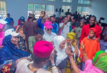 Ɗaruruwan matasa da dattawa na APC a Yobe sun amince KMT ya tsaya takarar Gwamna a 2027 (Hotuna) Ɗaruruwan matasa da dattawa na APC a Yobe sun amince KMT ya tsaya takarar Gwamna a 2027