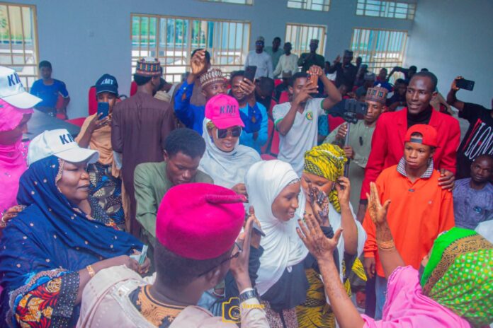 Ɗaruruwan matasa da dattawa na APC a Yobe sun amince KMT ya tsaya takarar Gwamna a 2027