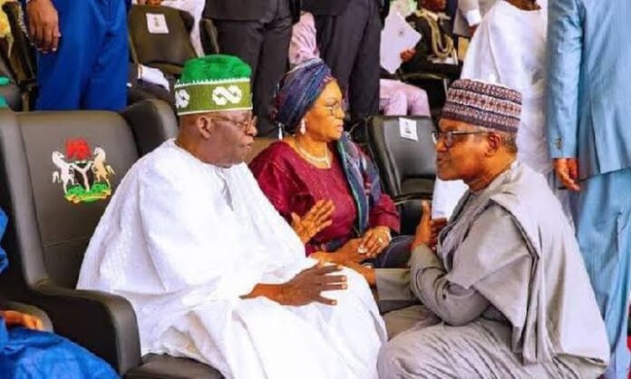 Ɗangote ya roƙi Tinubu da ya sanya man fetir a jerin kayan da aka haramta shigo da su daga ƙasashen waje