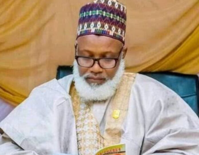 Martani ga Farfesa Mansur Sakkwato, Daga Mahfuz Mundadu