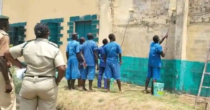 Fursunoni 16 sun tsere daga Kurkukun Keffin jihar Nasarawa