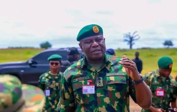 Dole sojojin Najeriya su koyi harsunan gida don samun sahihan bayanan sirri — COAS