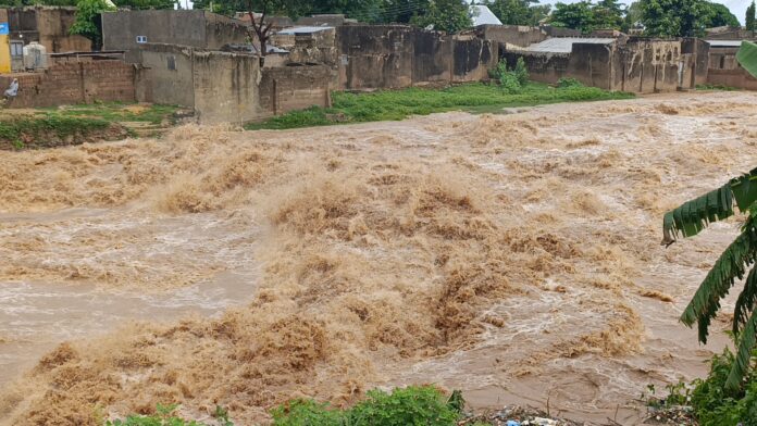 Ruwan sama kamar da bakin ƙwarya, ya rushe gidaje da dama a Potiskum
