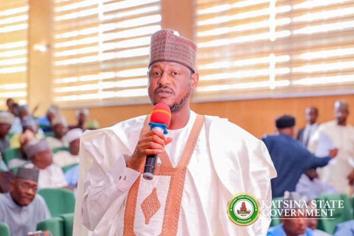 Gwamna Raɗɗa ya yi alƙawarin tallafin karatu ga 'yan asalin Katsina da su ka haddace Alƙur'ani Gwamna Raɗɗa ya yi alƙawarin tallafin karatu ga 'yan asalin Katsina da su ka haddace Alƙur'ani