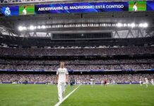 Real Madrid ta karrama Abderrahim wanda ya rasa iyayensa a girgizar ƙasa a Marocco Real Madrid ta karrama Abderrahim wanda ya rasa Iyayen sa a Girgizar Kasa a kasar Marocco Daga Jameel Lawan Yakasai An karrama Abderrahim Ouhida, mai shekara 16 a filin wasa na Santiago Bernabéu, kafin fara wasan Real Madrid da Espanyol a ranar Asabar, a gasar La Liga ta kasar Sifaniya. Abderrahim Ouhida, ya rasa mahaifansa, da yan uwansa mata biyu, da kakansa, bayan faruwar wata girgizar kasa da ta faru a kasar Morocco a watan Satumbar 2023. Tun faruwar lamarin, Madrid ta dauki nauyin kula da shi, har ma ya samu damar kasancewa a karamar kungiyar kwallon kafa ta Real Madrid. A gefe guda kuma, Real Madrid ta dauki nauyin karatunsa domin ganin ya samu rayuwa mai inganci kamar kowa..