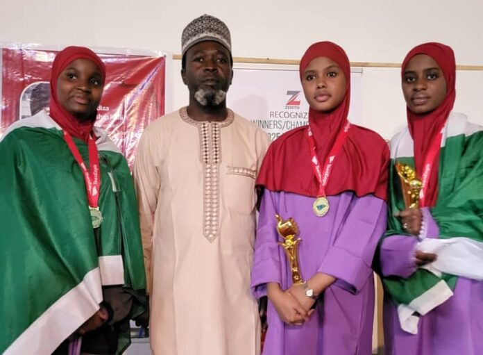 Ƙungiyar 'yan jarida ta jihar Yobe ta gwarazan gasar Turanci ta duniya murna 