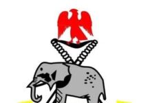 Wani mutum ya ƙone tsohuwar budurwarsa a cikin barikin sojoji na Oyo Wani mutum ya ƙone tsohuwar budurwarsa a cikin barikin sojoji na Oyo