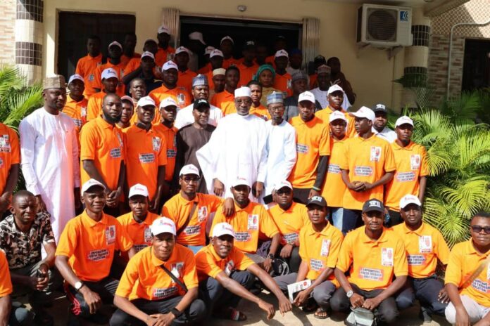 Sanata Ibrahim Bomai ya ɗauki nauyin karatun ɗalibai 50 a ƙasar Indiya, 'yan asalin jihar Yobe