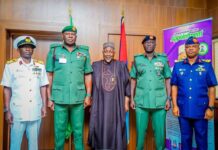 Sabbin Hafsoshin tsaro sun gana da Ministan tsaro, Badaru Sabbin Hafsoshin tsaro sun gana da Ministan tsaro, Badaru