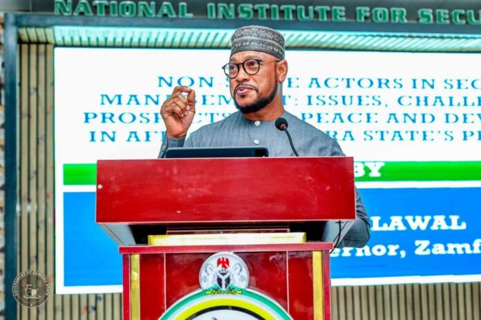 Sulhu da 'yan bindiga ba tare da karɓe makamansu ba, tamkar miƙa wuya ne - Gwamnan Zamfara